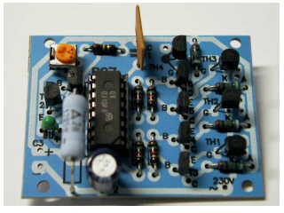 (imagem para) B097 Kit 4-Channel running light 230V~ + 12V=